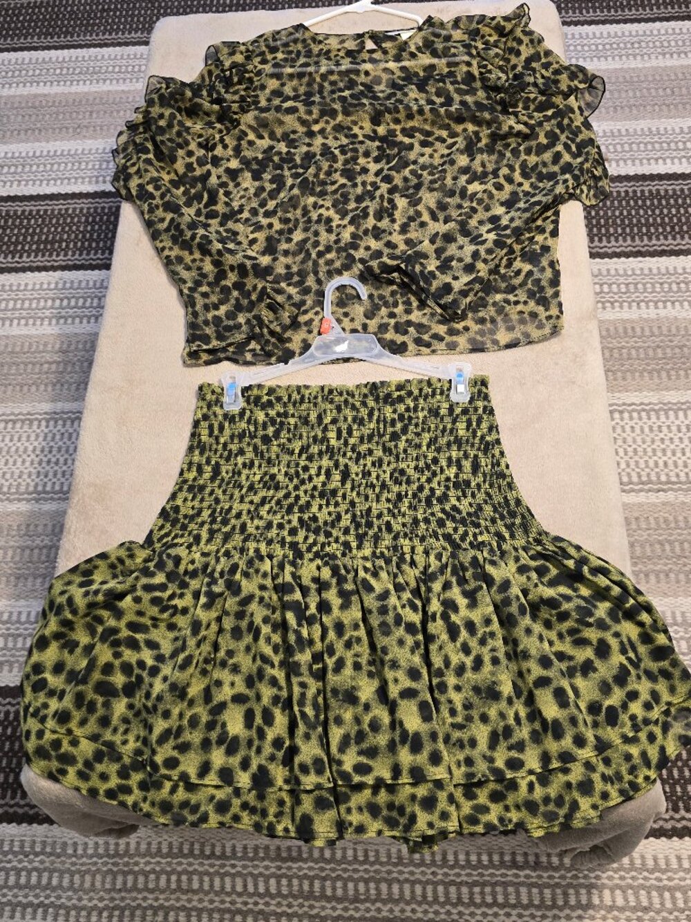 H&M matching summer blouse and skirt
